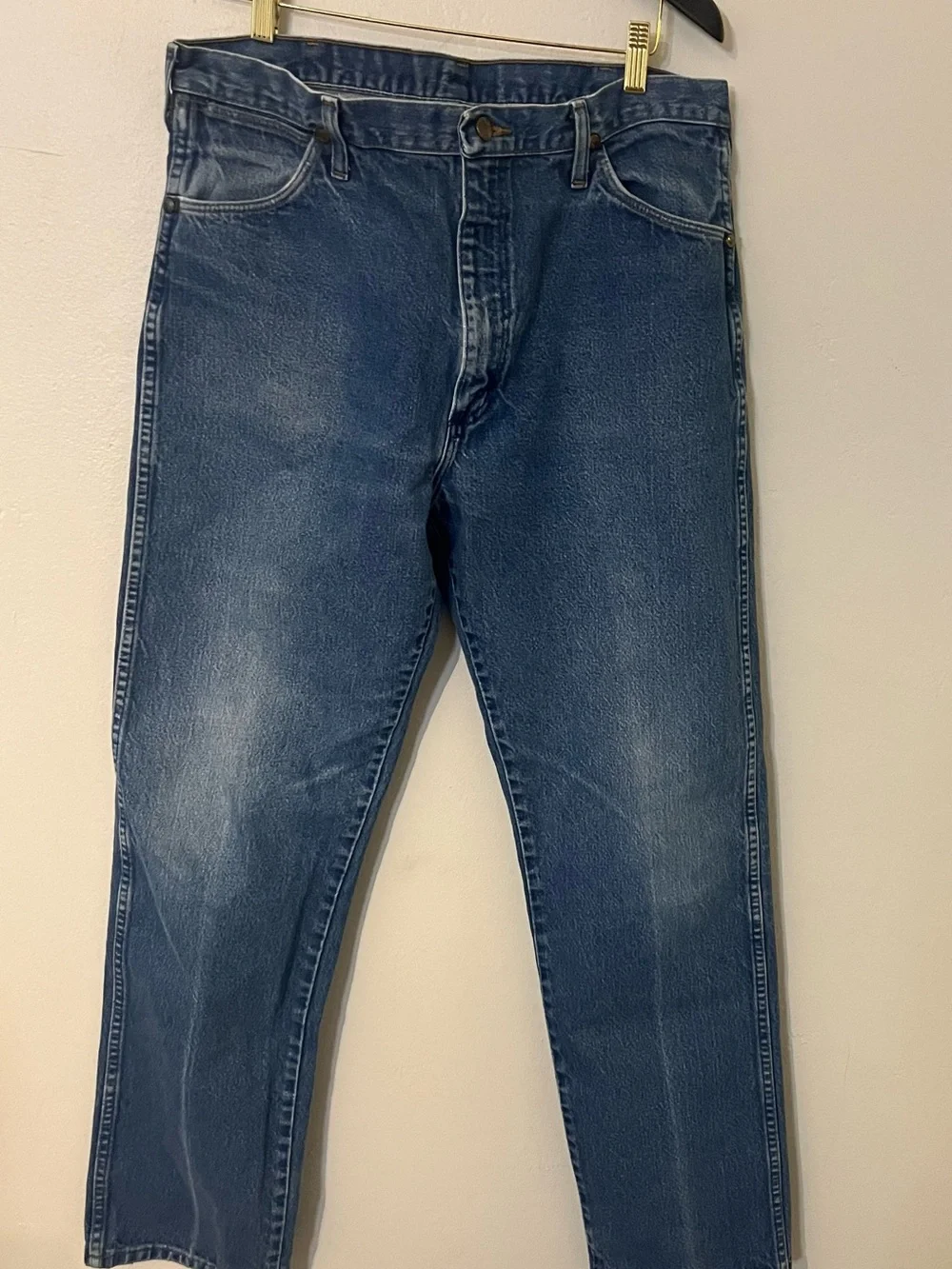 Vintage Wrangler USA Made High Rise Relaxed Straight Jeans 36x32